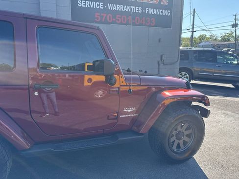 Used 2009 Jeep Wrangler Sahara AWD/4WD image 10