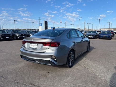 Used 2022 Kia Forte GT-Line FWD image 5