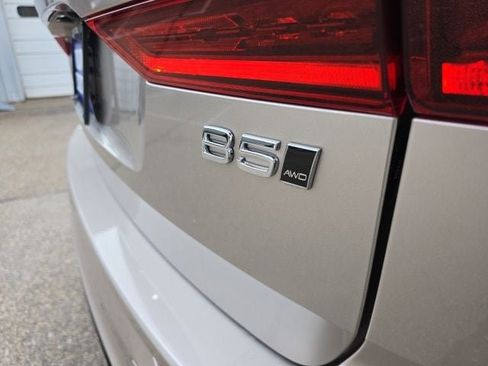 New 2026 Volvo XC60 B5 Plus w/ Climate Package AWD/4WD image 12