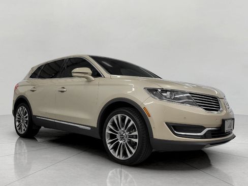Used 2017 Lincoln MKX Reserve AWD/4WD image 1
