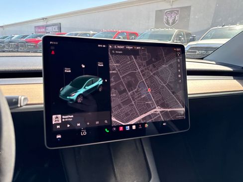 Used 2022 Tesla Model Y Long Range AWD/4WD image 34