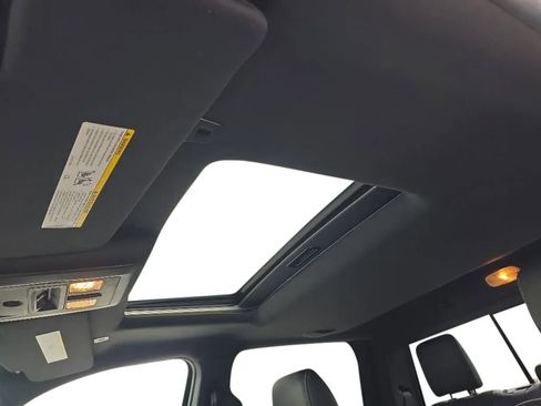 Used 2017 RAM 1500 Rebel w/ Luxury Group AWD/4WD image 30