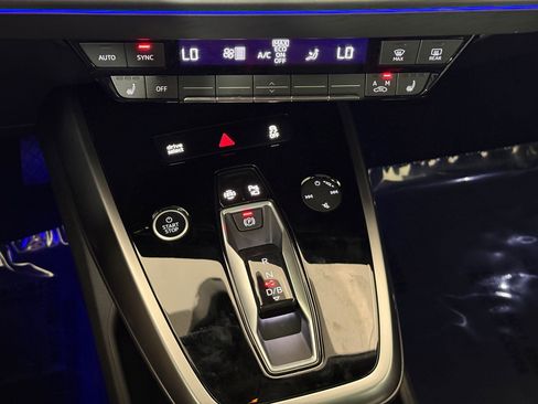 Used 2023 Audi Q4 e-tron Premium Plus w/ Premium Plus image 18