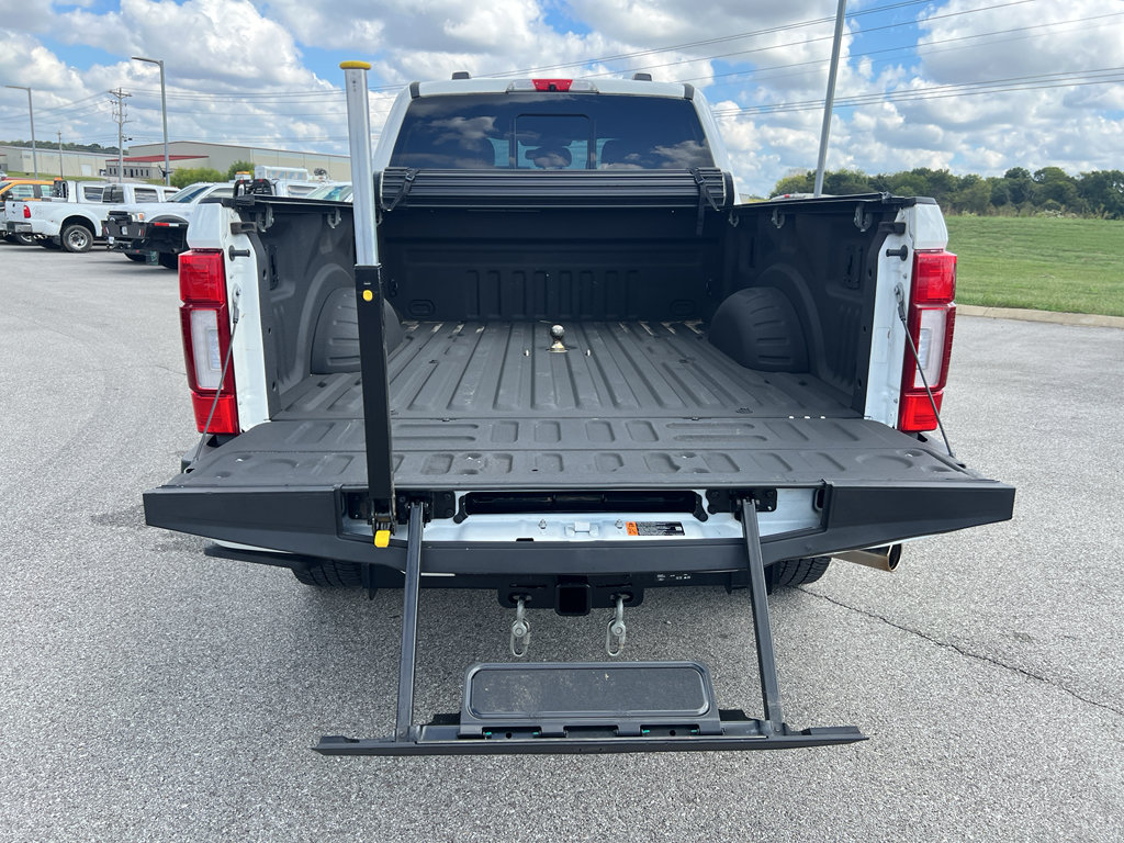 Used 2022 Ford F250 Platinum AWD/4WD image 17