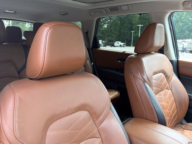 Certified 2022 Nissan Pathfinder Platinum w/ Cargo Package AWD/4WD image 32