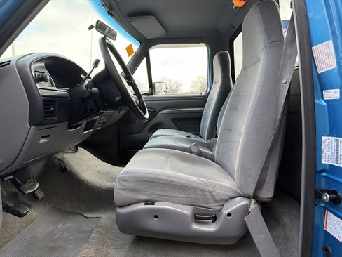 Used 1995 Ford F150 4x4 Regular Cab image 16