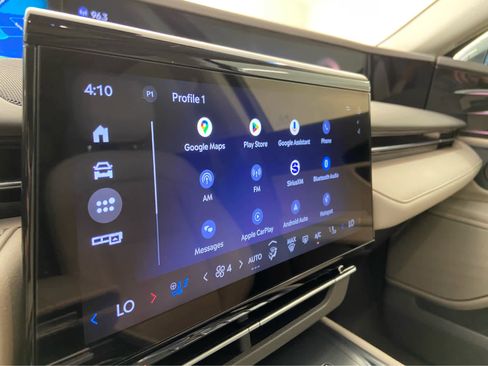 Used 2024 Lincoln Nautilus Reserve w/ Equipment Group 202A image 29