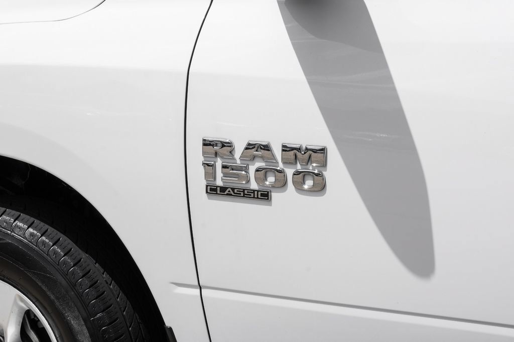 Used 2022 RAM 1500 Classic SLT RWD image 47