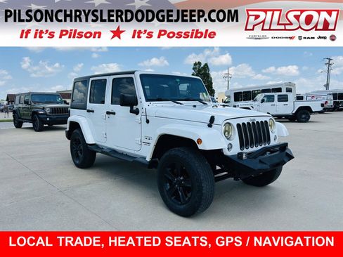 Used 2016 Jeep Wrangler Unlimited Sahara w/ Connectivity Group AWD/4WD image 1