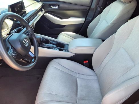 Used 2023 Honda Accord EX image 22