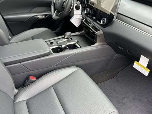New 2026 Lexus RX 450h AWD image 14