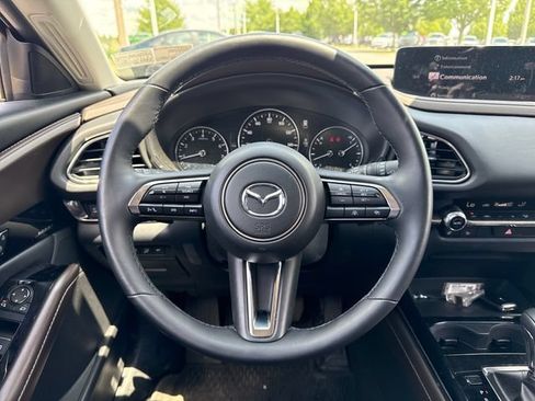 Certified 2025 MAZDA CX-30 2.5 Turbo w/ Premium Plus Pkg AWD/4WD image 17