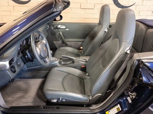 Used 2006 Porsche 911 Carrera S RWD image 27