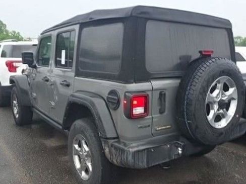 Used 2021 Jeep Wrangler Unlimited Sport AWD/4WD image 3