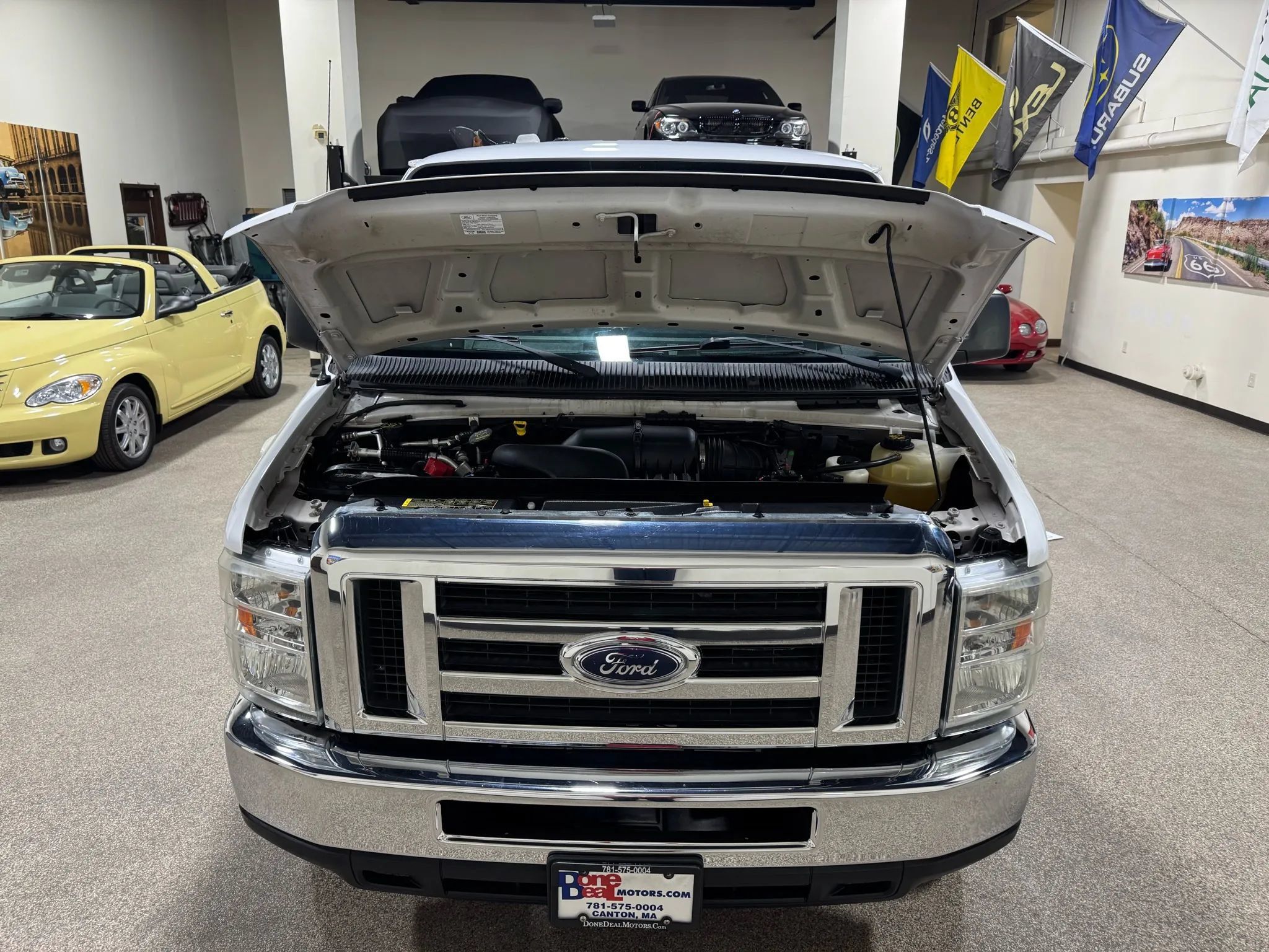 Used 2012 Ford E-350 and Econoline 350 Extended Super Duty w/ PWR Group RWD image 62