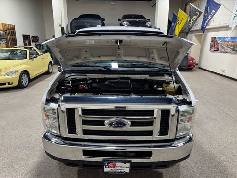 Used 2012 Ford E-350 and Econoline 350 Extended Super Duty w/ PWR Group image 62