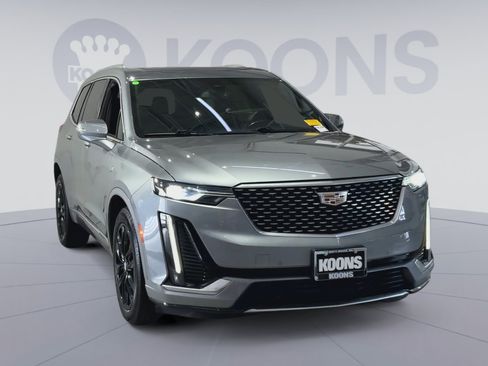 Used 2024 Cadillac XT6 Premium Luxury AWD/4WD image 4