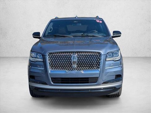 Used 2023 Lincoln Navigator L Reserve image 2