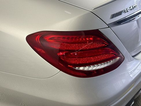Used 2018 Mercedes-Benz E 43 AMG 4MATIC Sedan image 36