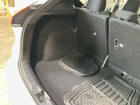 Used 2022 Nissan Kicks S image 28