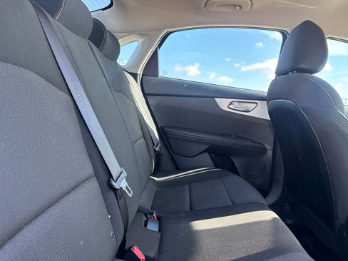 Used 2023 Kia Forte LXS FWD image 30