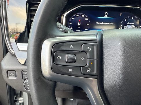 Used 2025 Chevrolet Silverado 1500 LT w/ Z71 Off-Road Package AWD/4WD image 30