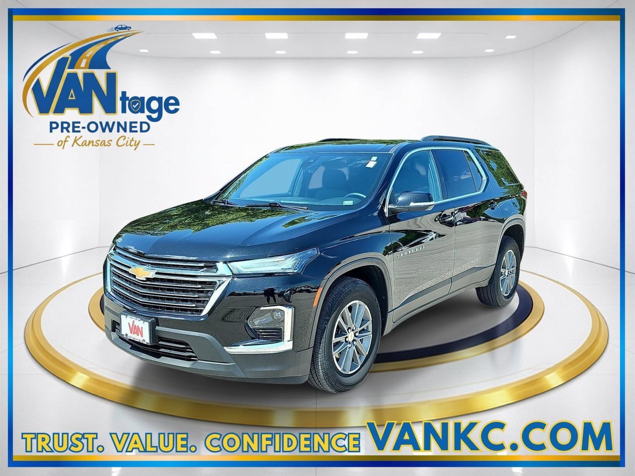 Certified 2023 Chevrolet Traverse LT FWD image 1