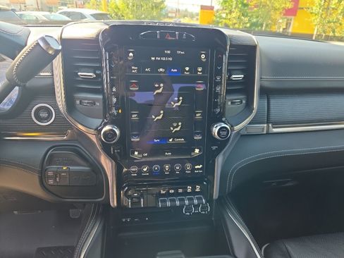 Used 2019 RAM 2500 Limited AWD/4WD image 32