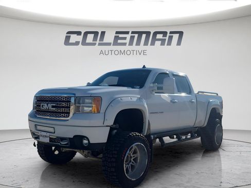 Used 2013 GMC Sierra 2500 Denali w/ Suspension Package, Off-Road image 1
