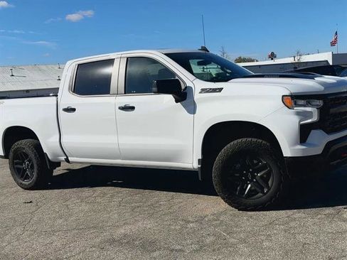 Certified 2025 Chevrolet Silverado 1500 LT Trail Boss w/ Convenience Package II image 25