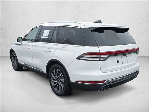 Used 2025 Lincoln Aviator AWD w/ Equipment Group 101A image 7