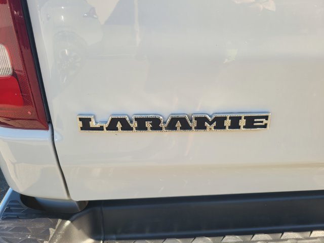 Used 2023 RAM 1500 Laramie AWD/4WD image 7