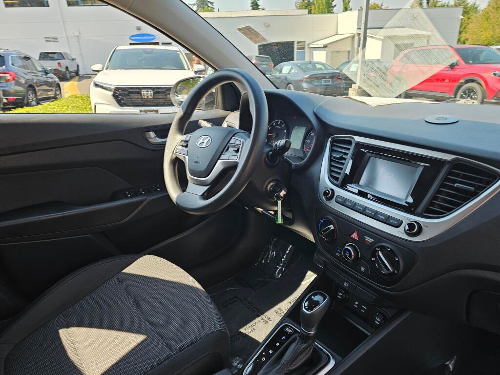 Used 2018 Hyundai Accent SE FWD image 10
