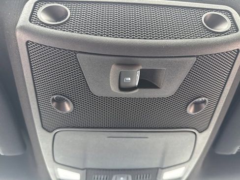 Used 2020 Ford F150 Lariat w/ Equipment Group 502A Luxury image 26