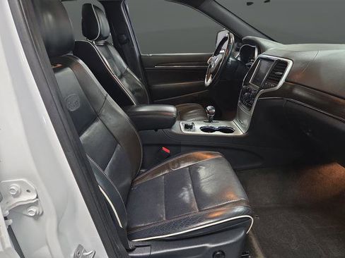 Used 2015 Jeep Grand Cherokee Overland image 33