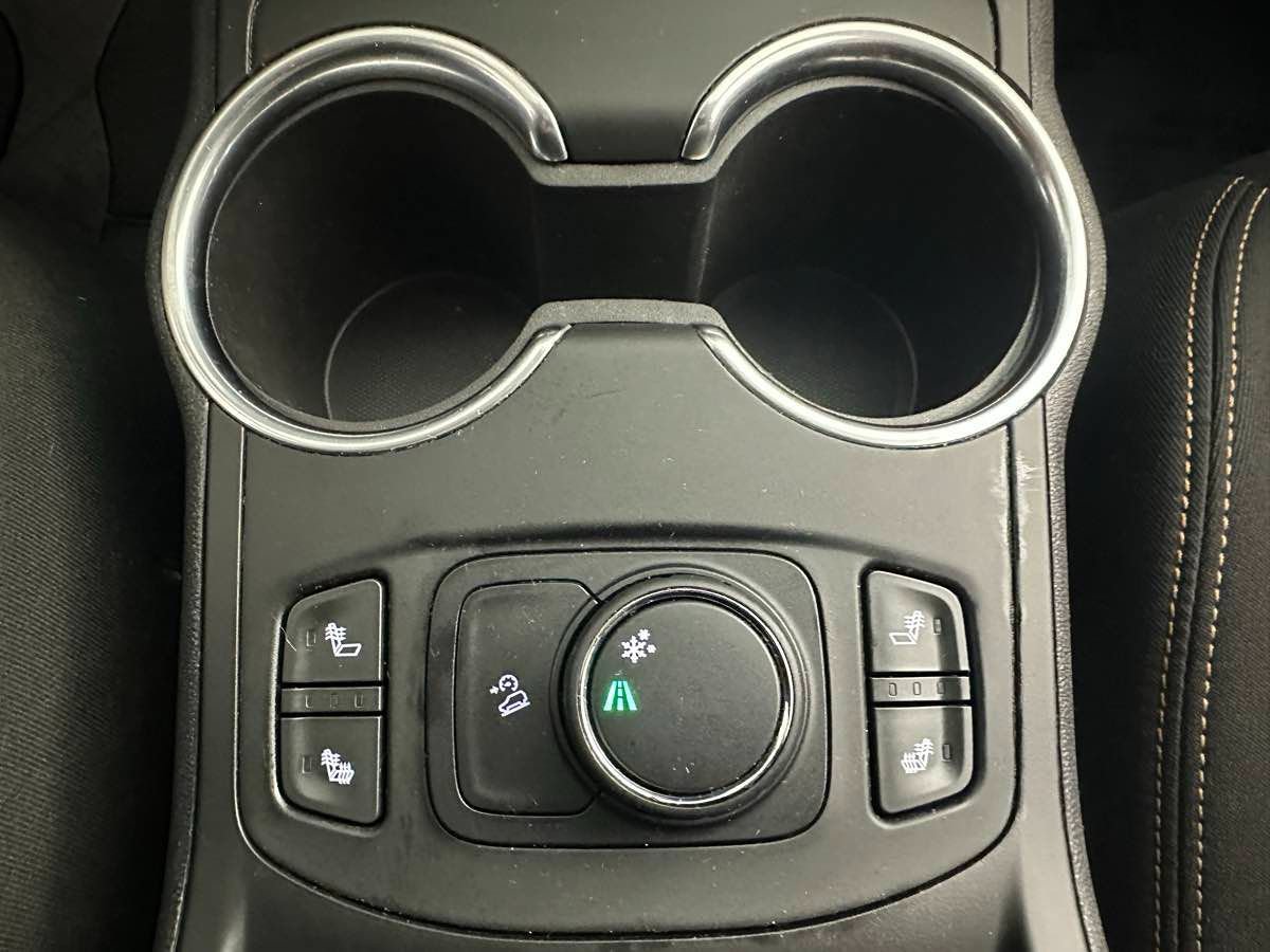 Used 2019 GMC Terrain SLE w/ Driver Convenience Package FWD image 39