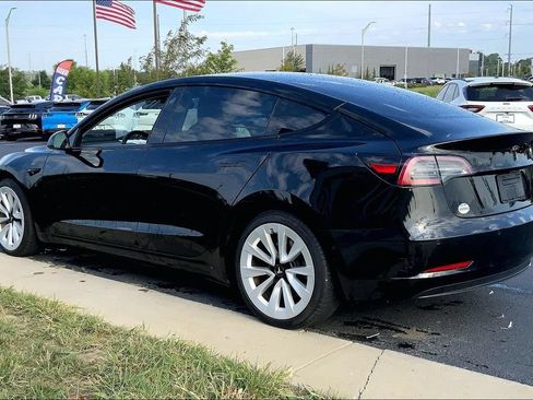 Used 2021 Tesla Model 3 Standard Range Plus RWD image 2