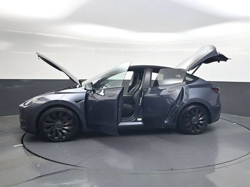Used 2020 Tesla Model Y Performance AWD/4WD image 43