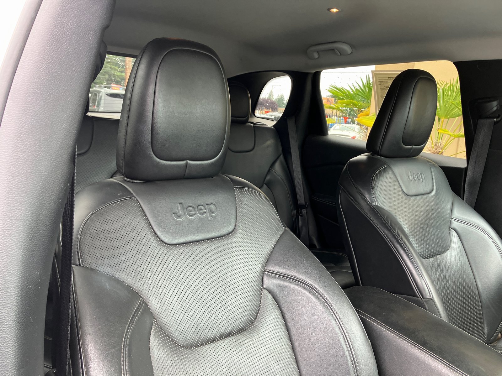 Used 2019 Jeep Cherokee Limited AWD/4WD image 21
