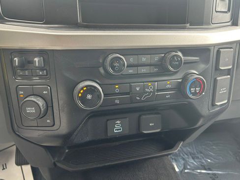 Used 2024 Ford F250 XLT AWD/4WD image 23