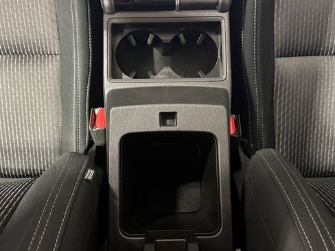 Used 2024 Mitsubishi Outlander ES FWD image 22