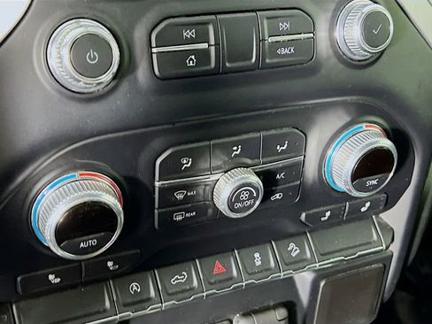 Used 2020 GMC Sierra 1500 Elevation w/ Elevation Value Package image 13