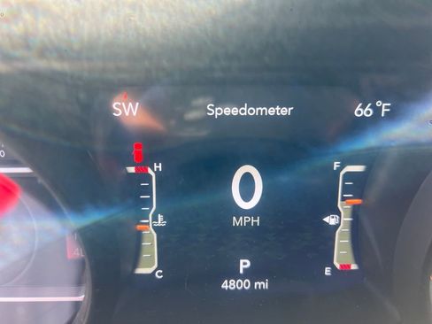 Used 2025 Jeep Wrangler Sport image 15