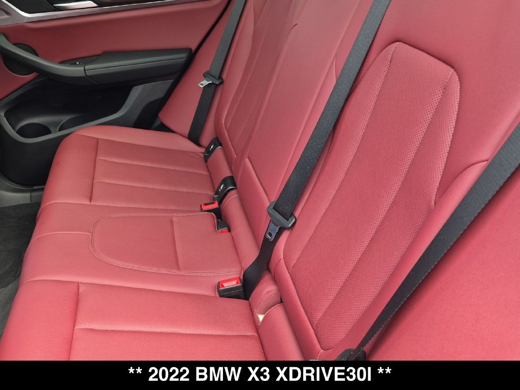 Used 2022 BMW X3 xDrive30i AWD/4WD image 3