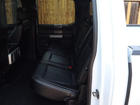 Used 2020 Ford F150 Lariat w/ Equipment Group 502A Luxury AWD/4WD image 20