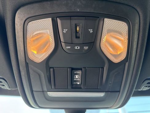 Used 2019 RAM 1500 Big Horn AWD/4WD image 46