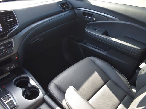 Used 2023 Honda Ridgeline RTL-E image 24