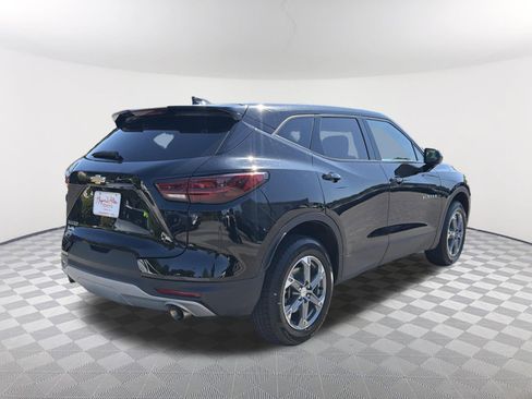 Used 2024 Chevrolet Blazer LT FWD image 16