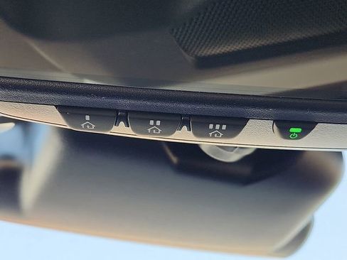 Used 2025 Subaru Crosstrek 2.0i AWD/4WD image 21