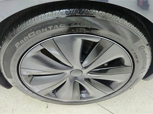 Used 2025 Tesla Model S image 53